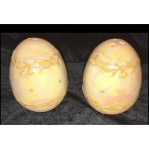 Vintage‎ Easter Eggs Salt and Pepper Shakers Ceramic Pastel Iridescent Glaze